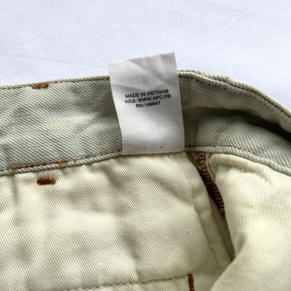 NWT APC BLEACHED OUT MID-RISE MINI SHORTS - 38 (M) - Picture 9 of 11